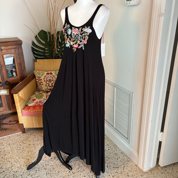 Anthropologie CAITE JULES Black Knit Embroidered Maxi High Low Dress! NEW! Sm - Picture 2 of 11